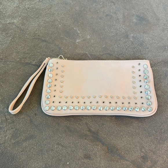 Express nude wristlet